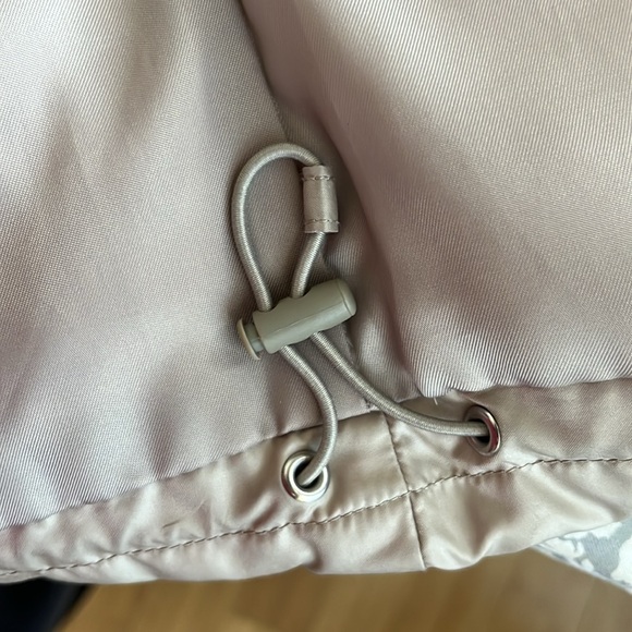 UNIQLO Premium Down Beige Classic Puffer Jacket Size L - Picture 9 of 13